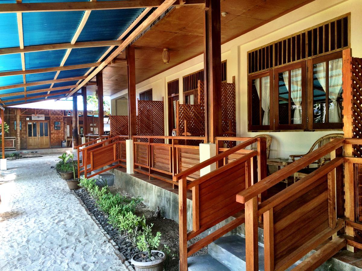 Two Fish Resort Bunaken Εξωτερικό φωτογραφία